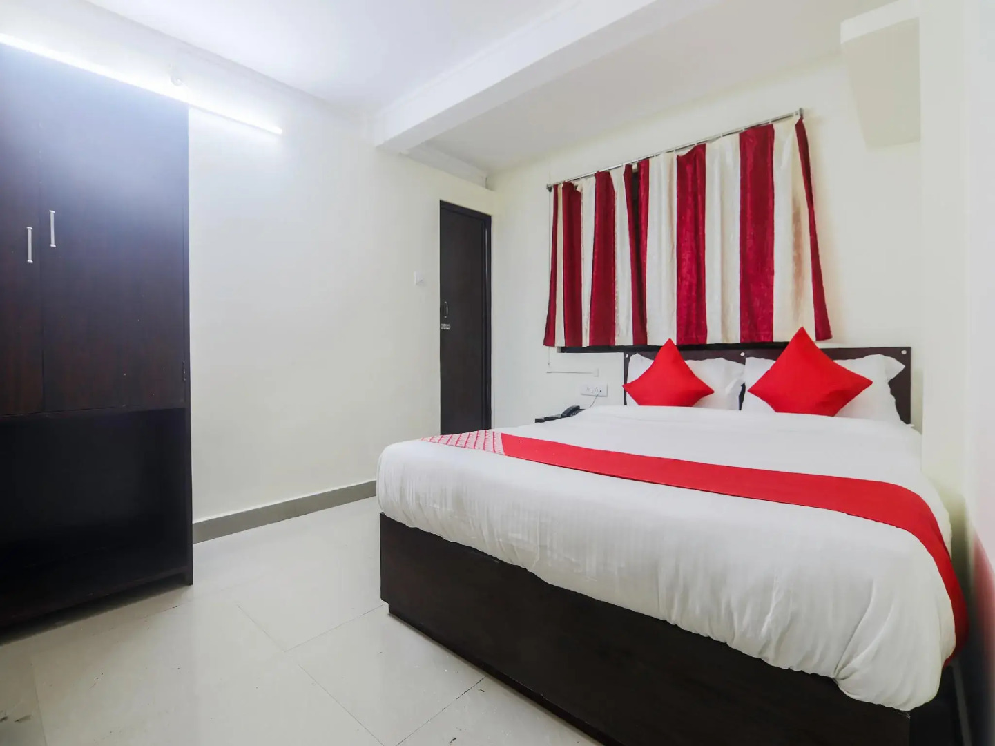 OYO 18759 Nirvana Guest House