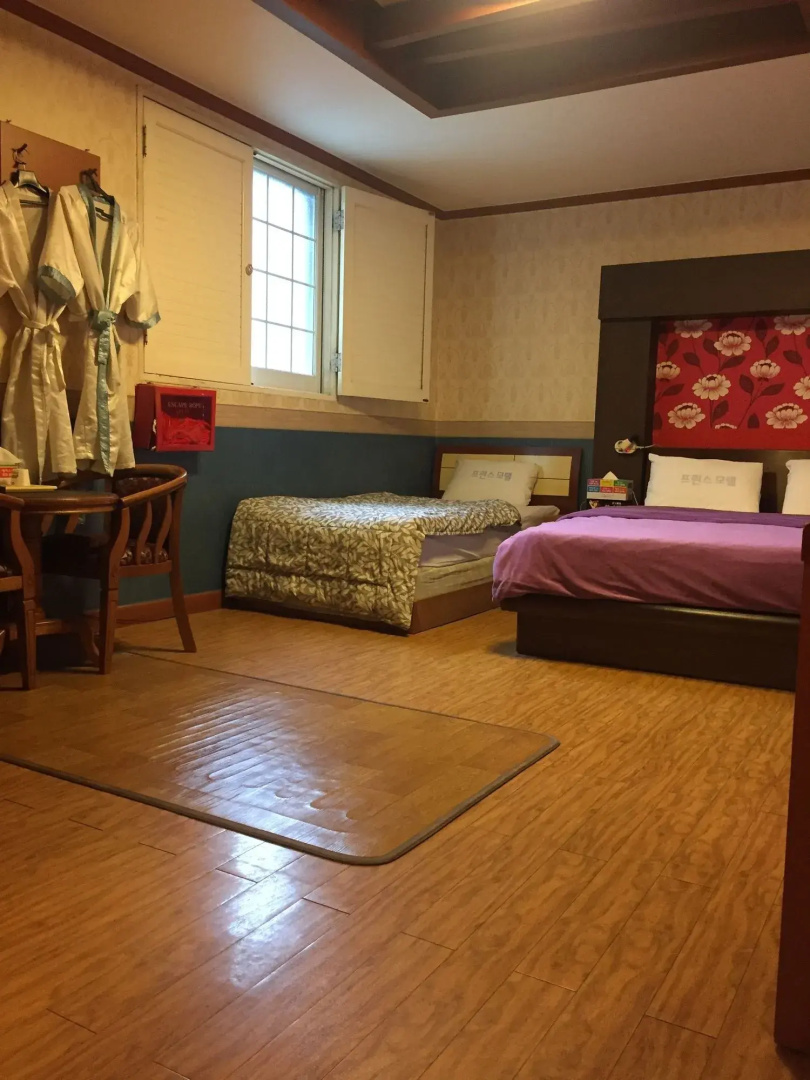 Prince Motel