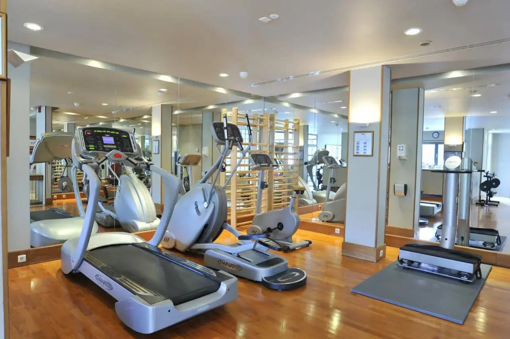 Отель Parker Hotel Brussels Airport