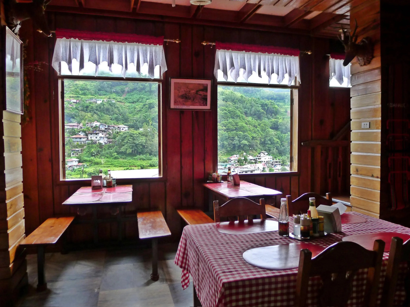 Uyami's Green View Lodge