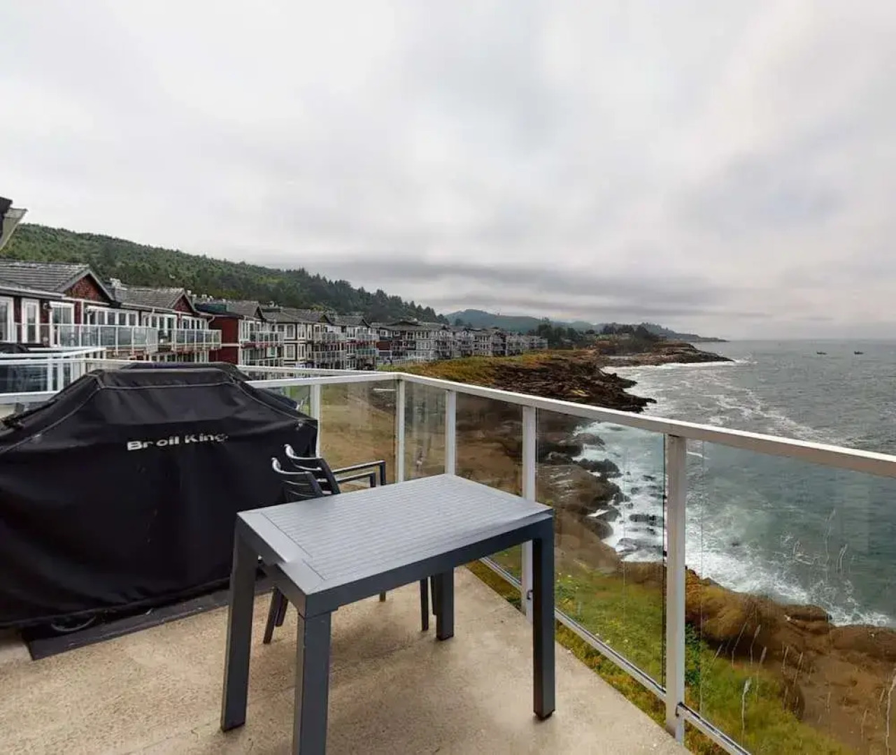 Whale Pointe at Depoe Bay