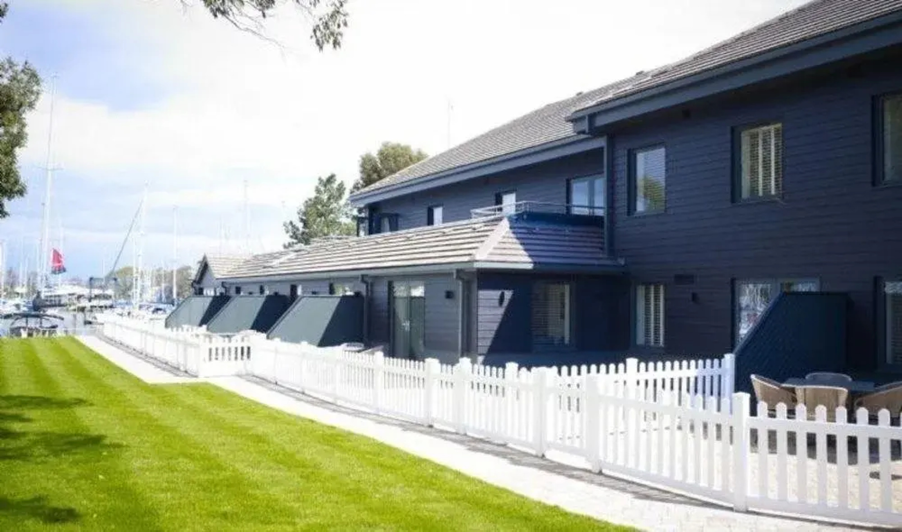 Seaview Holidays - Salterns Village