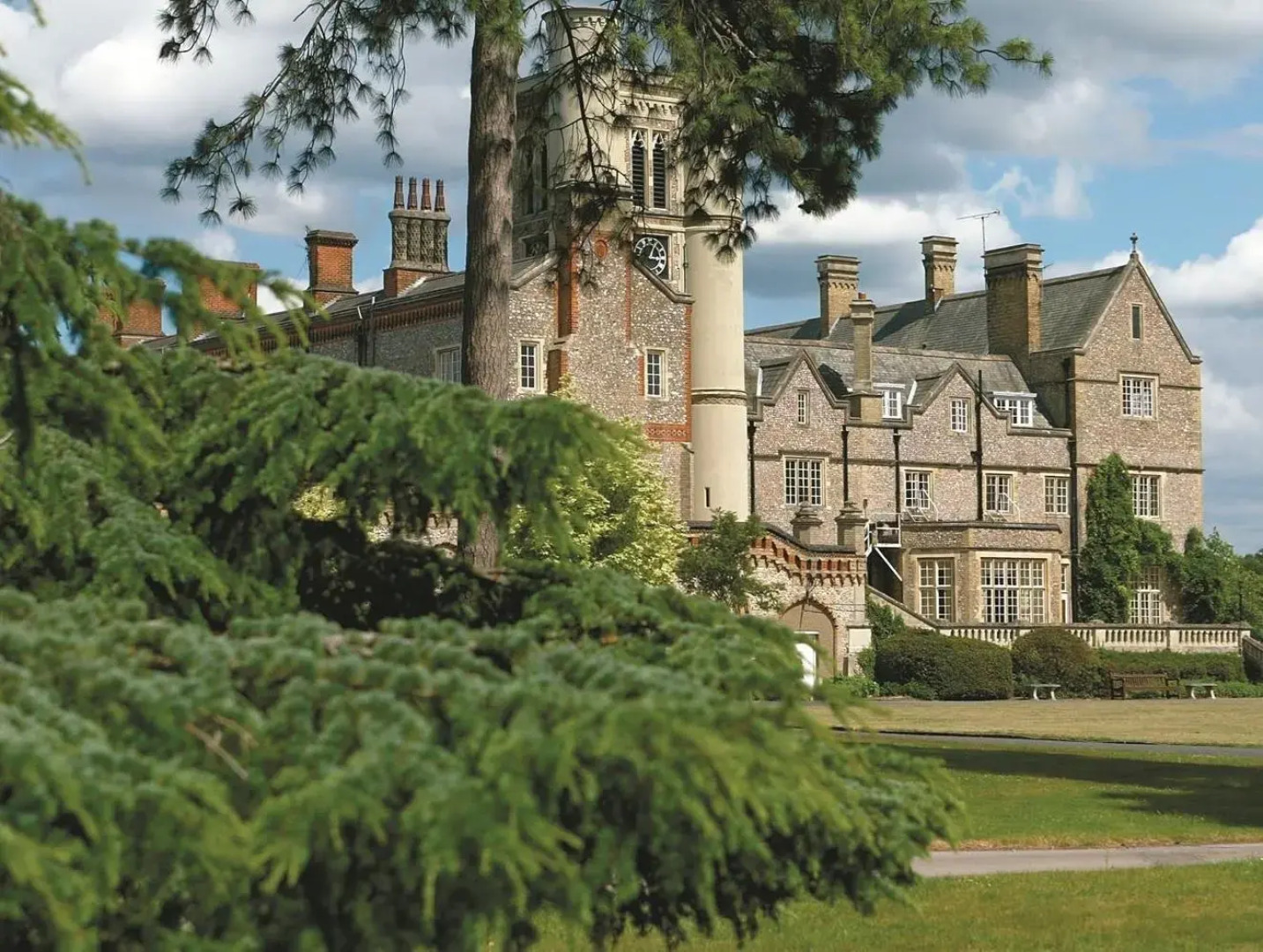 De Vere Horsley Estate