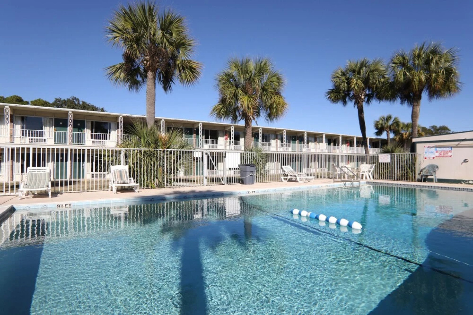 American Quality Lodge