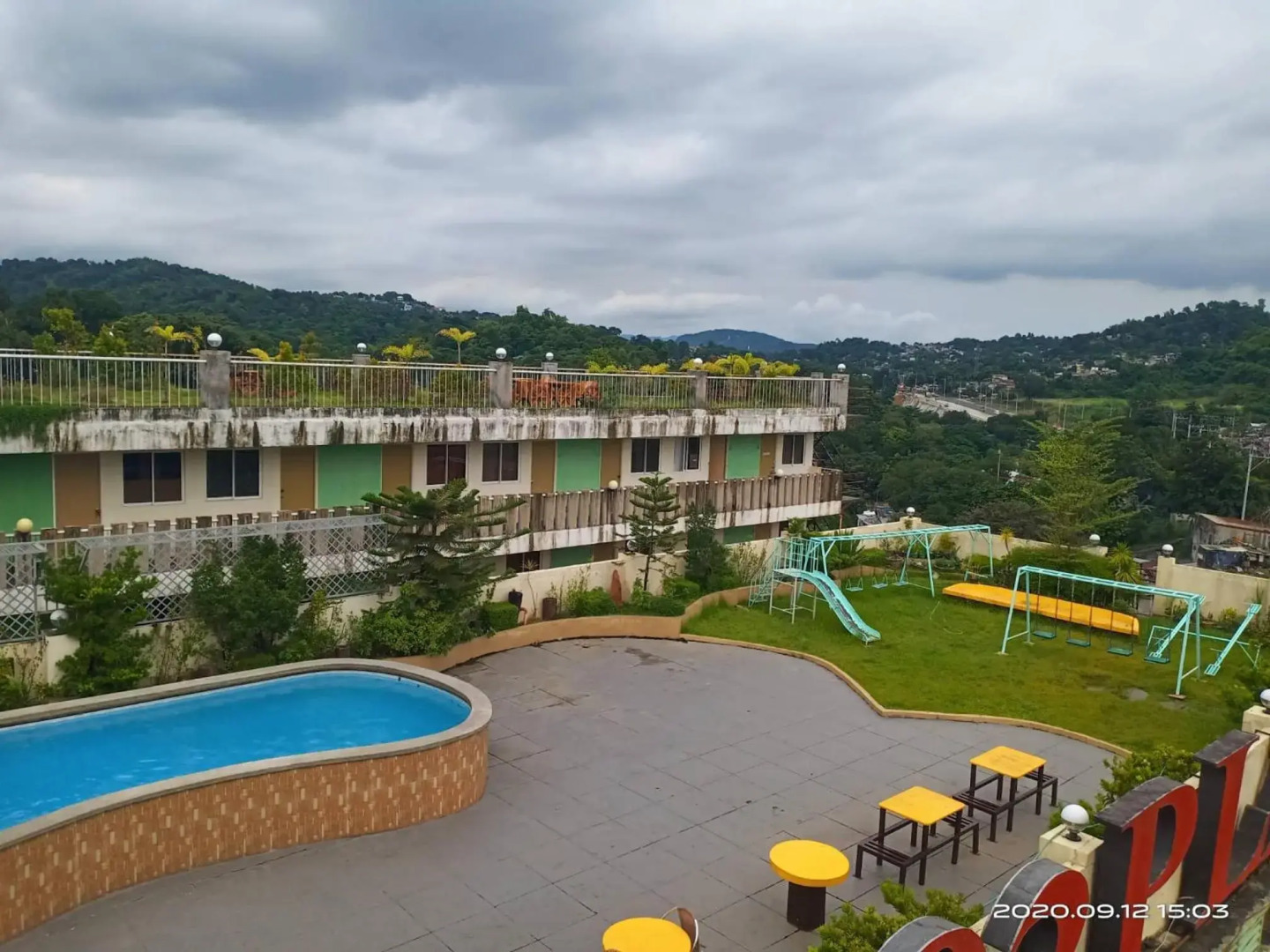 26 GARDEN Deck with a VIEW