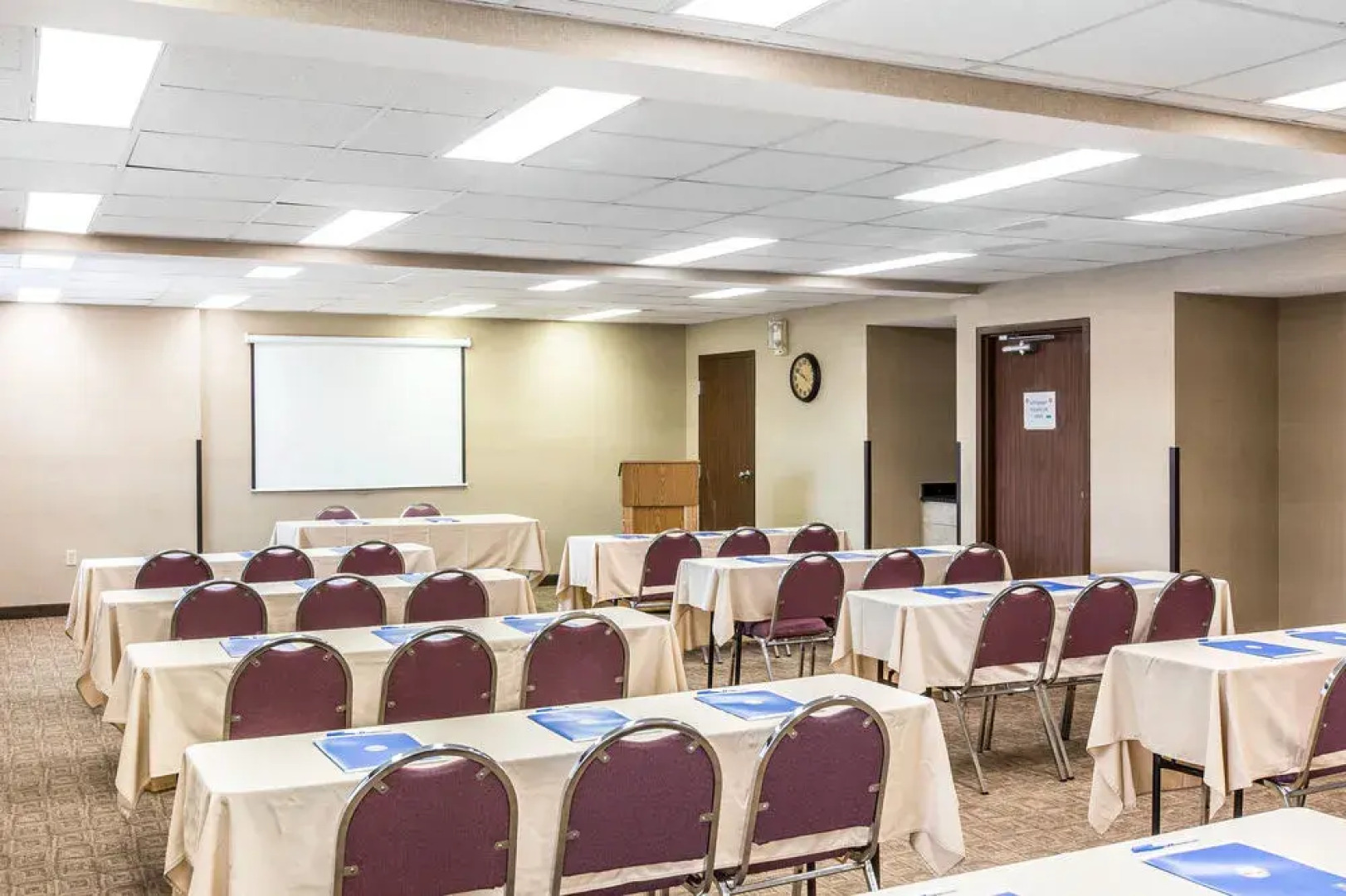 Comfort Inn & Suites at Robins Air Force Base