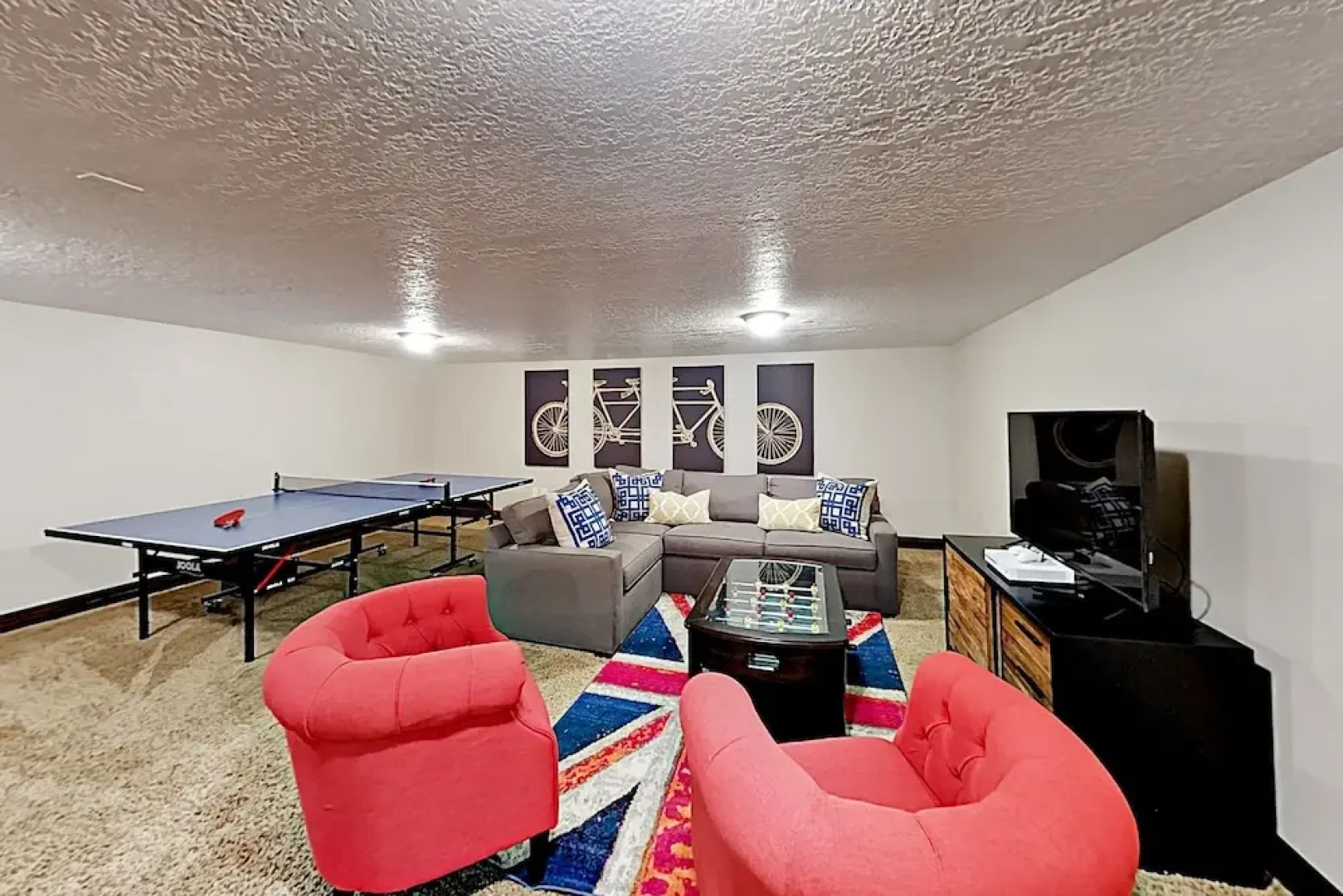 Big Townhome W/ Hot Tub, Views, 3 Living Rooms 5 Bedroom Townhouse