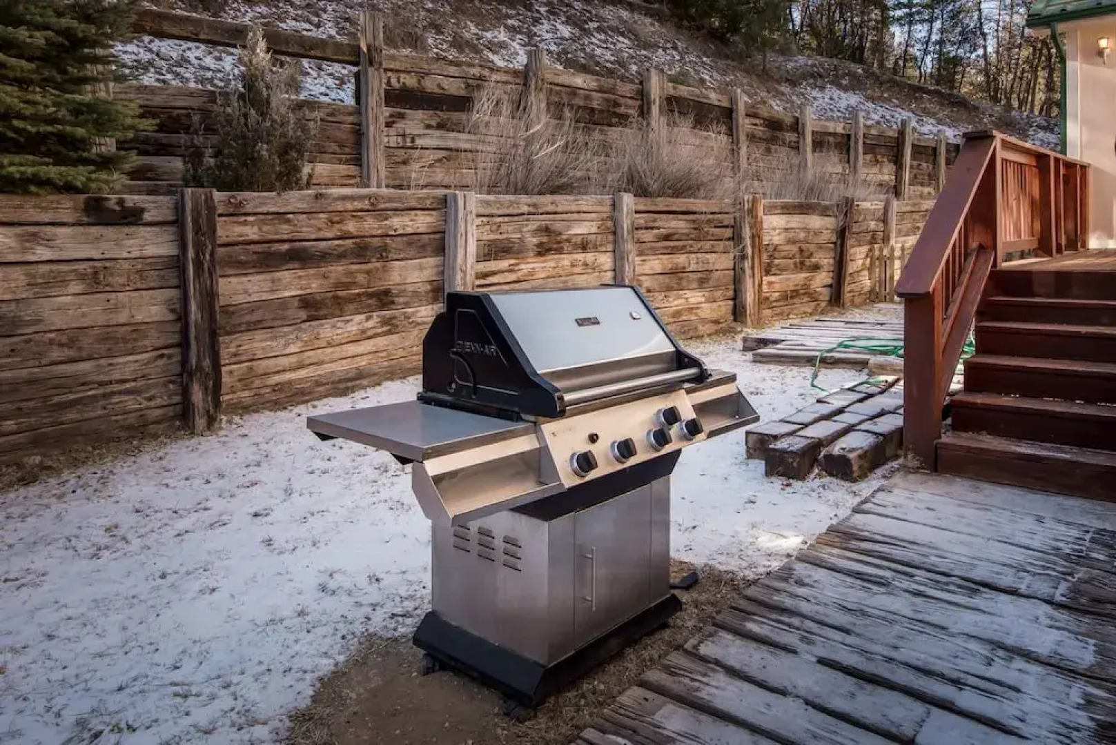 Golf Getaway - Three Bedroom Cabin