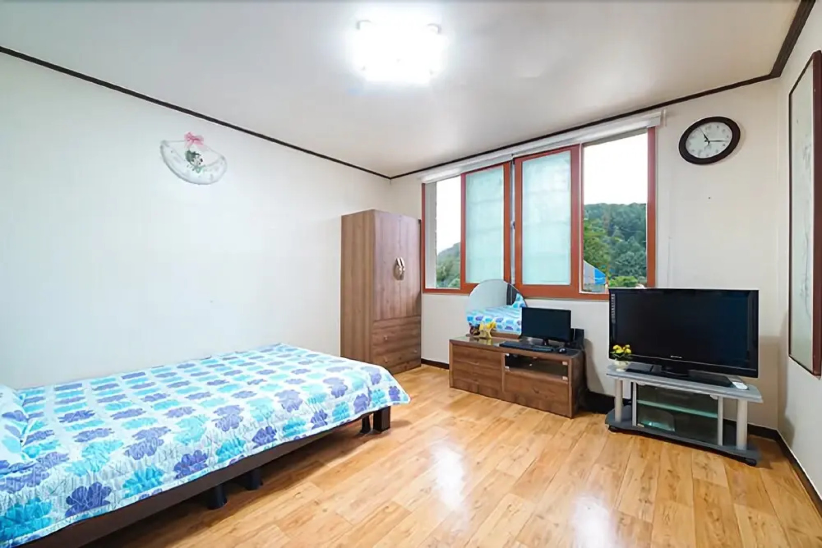 Hwacheon Unam Valley Pension