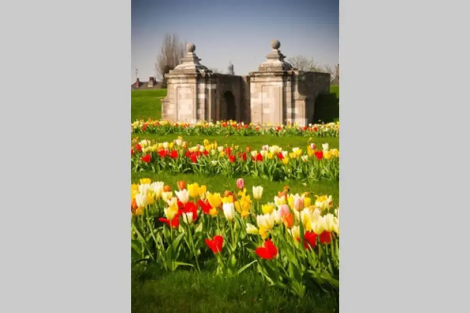 Au coeur des remparts, residence du château*