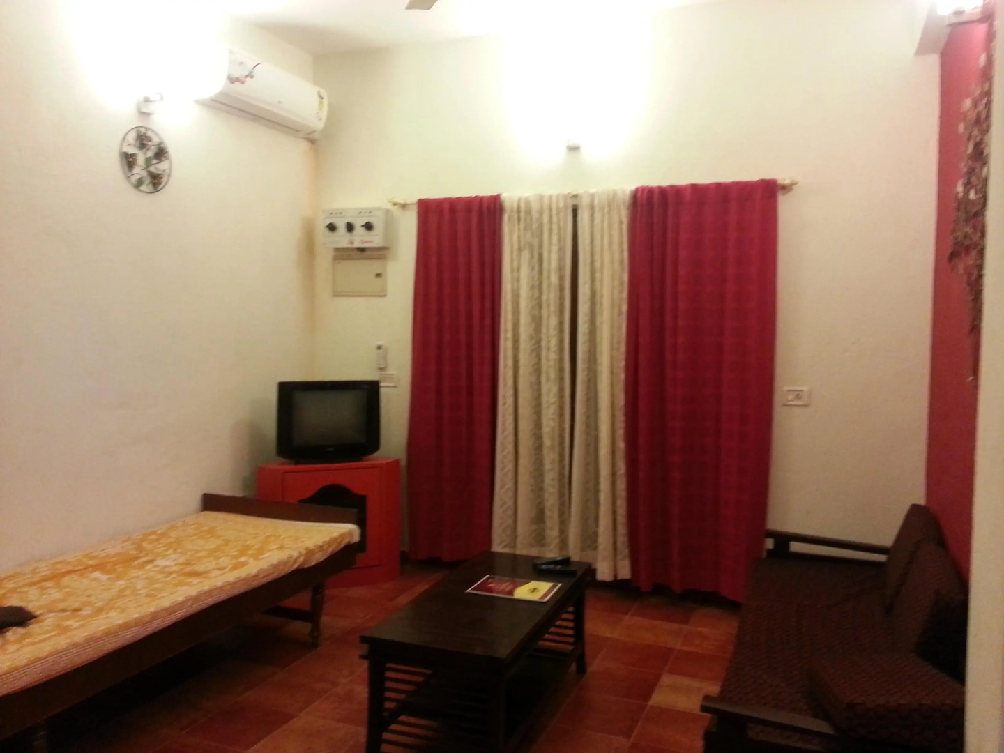 Smiley Holidays Serviced Apartments