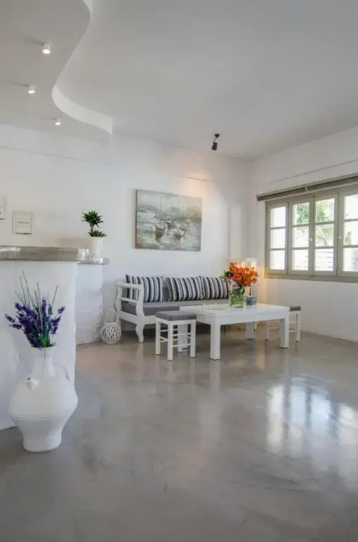 Island House Apartments