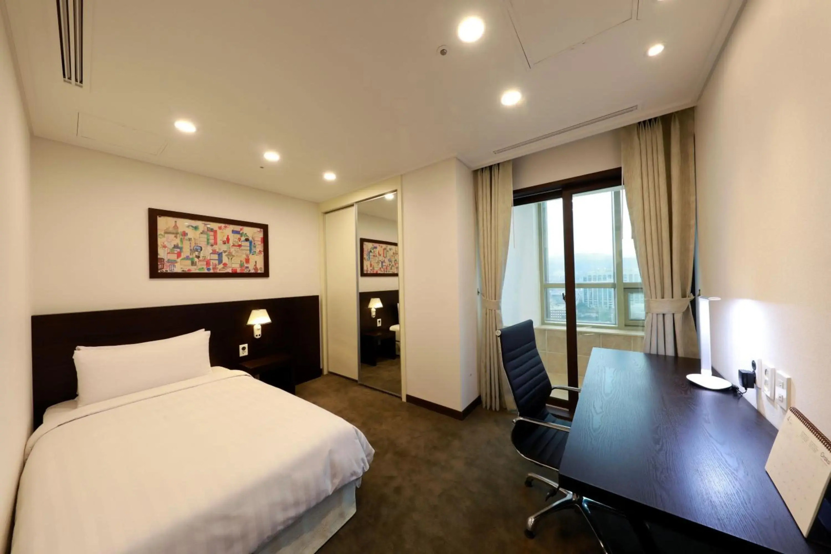 Orakai Insadong Suites