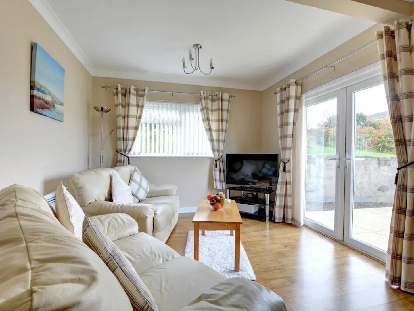 A Ground Floor Apartment, Well Located to Explore the Pembrokeshire Coastal Path
