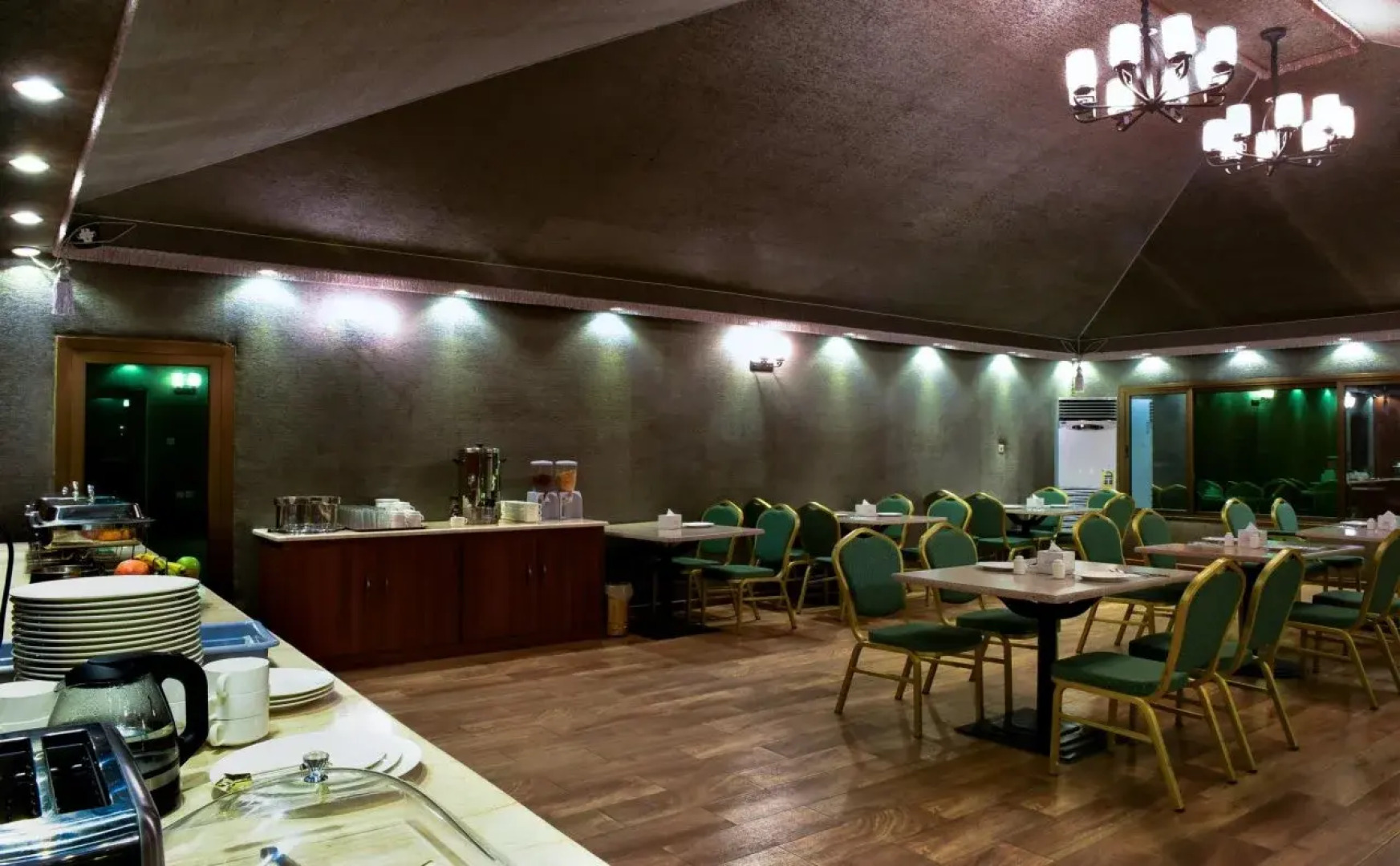 Palms Lily Hotel Suites