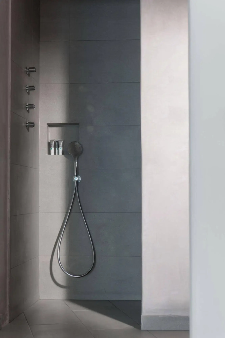 Neptune Luxury Spa Suites