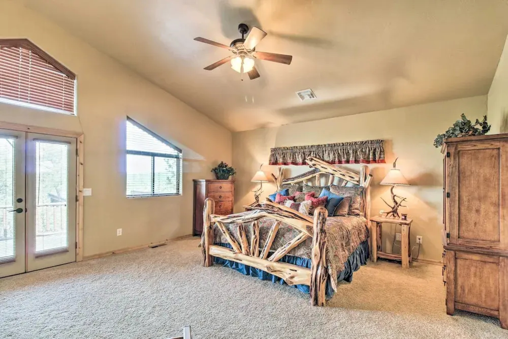 Torreon 'crow's Nest' Mountain Home w/ Views!