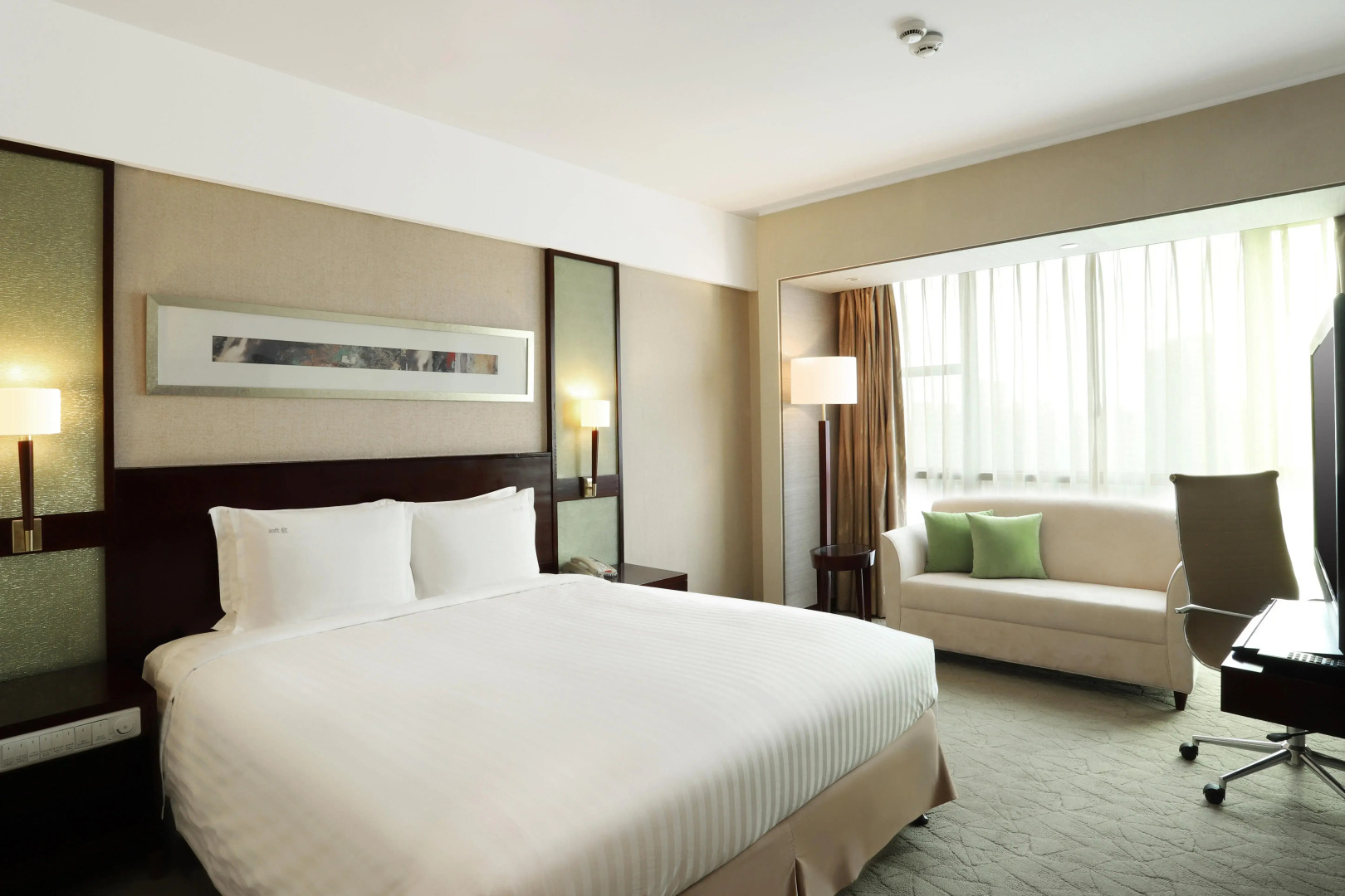 Holiday Inn Shanghai Pudong Nanpu by IHG