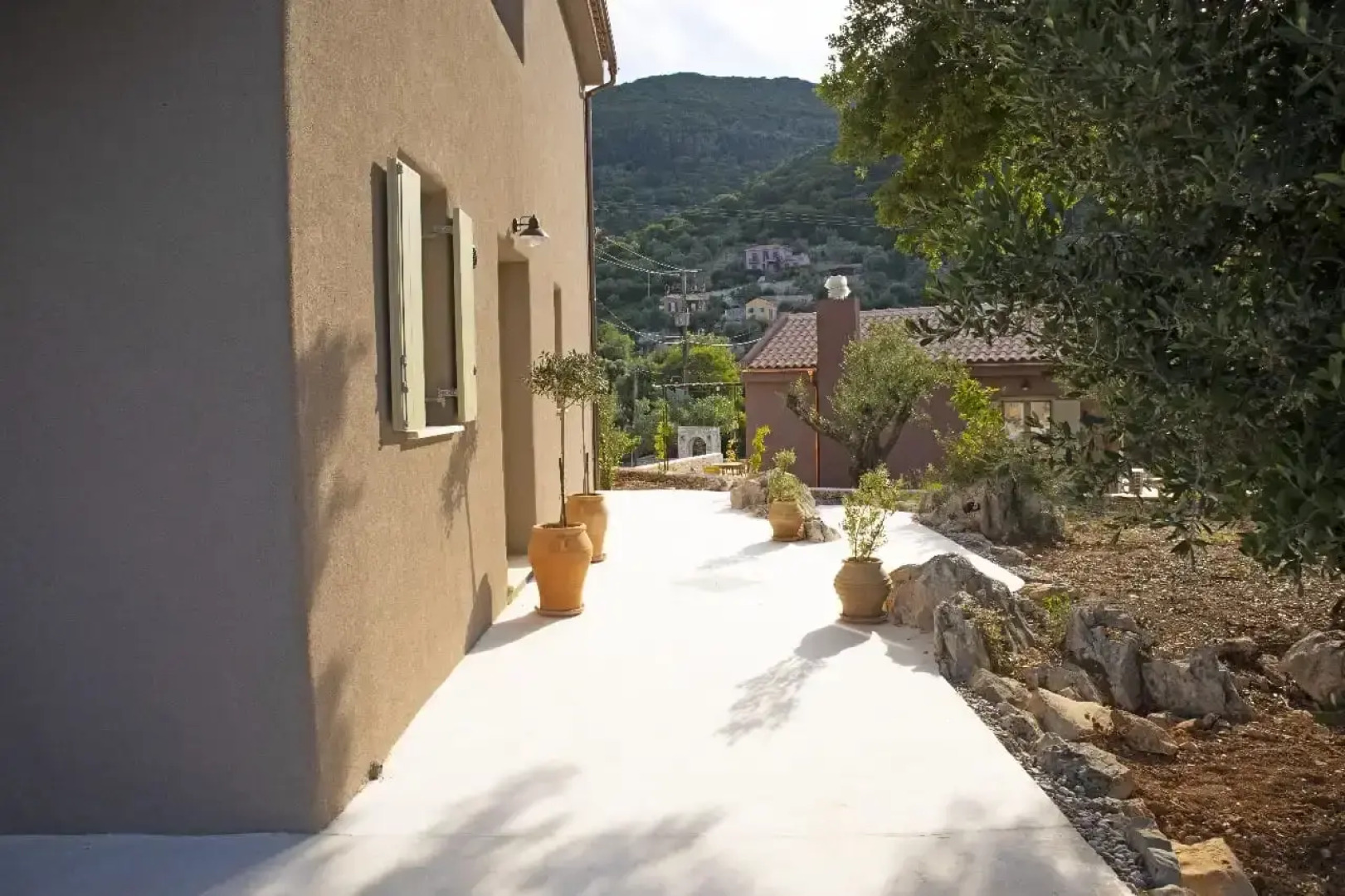 Rock n' Olive Villas