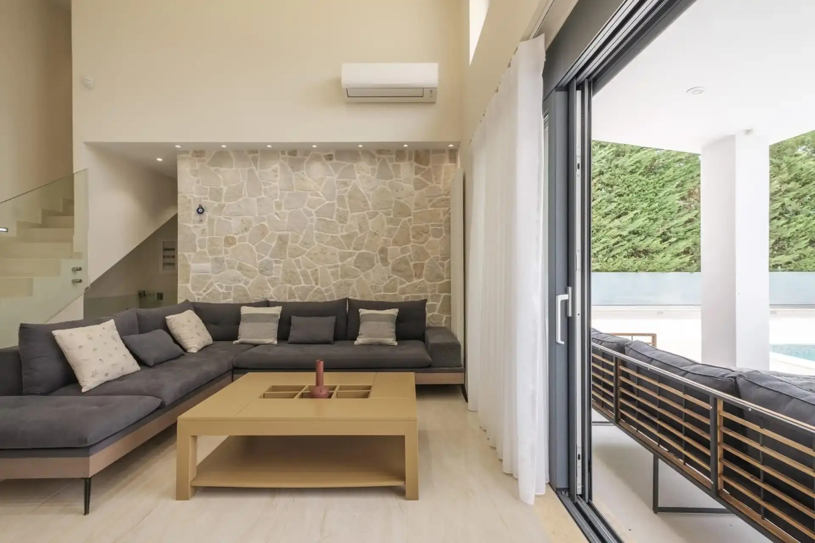 Shemesh Residence