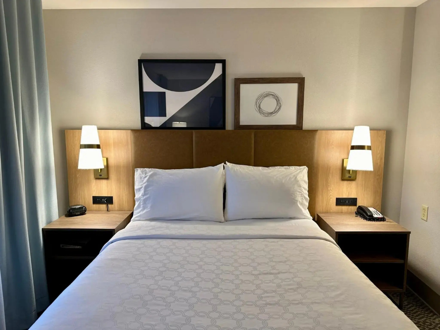 Staybridge Suites Milwaukee West-Oconomowoc by IHG