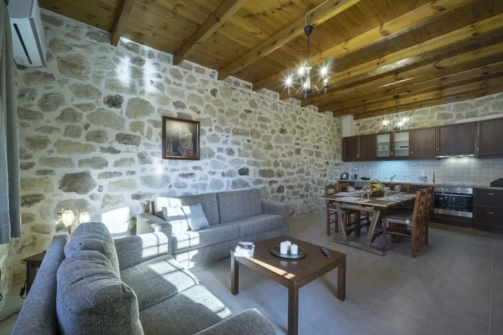 Traditional Apartments Kaladare