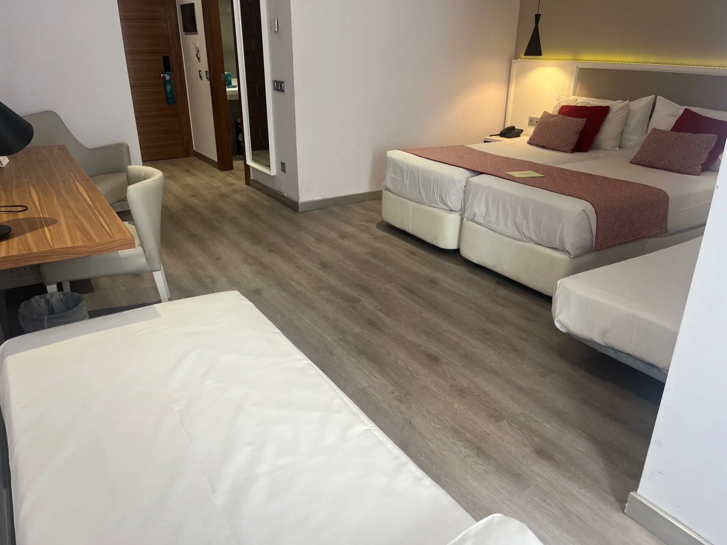 Hotel Silken Rona Dalba