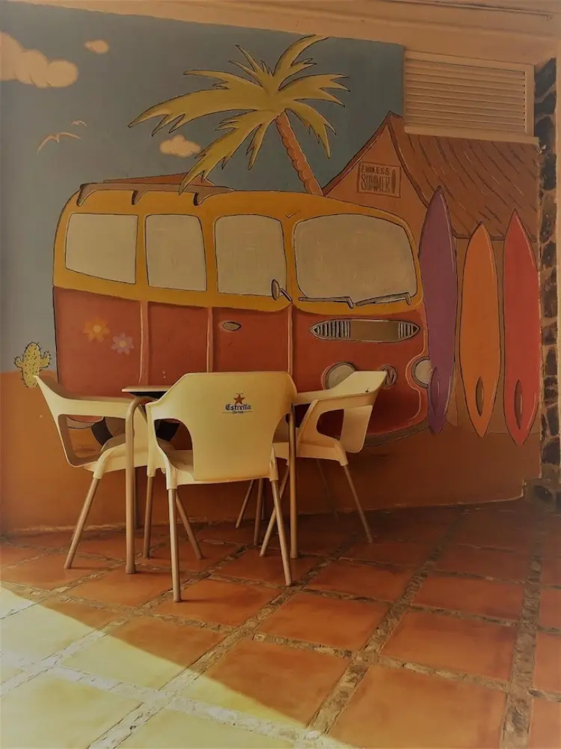 Endless Summer Hostel - Adults Only