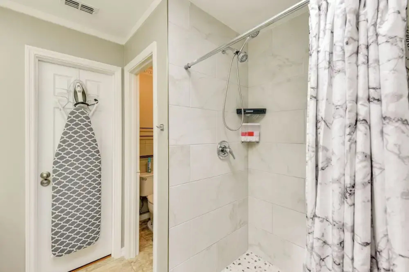 4 Mi to Downtown Panama City: Home w/ Patio!