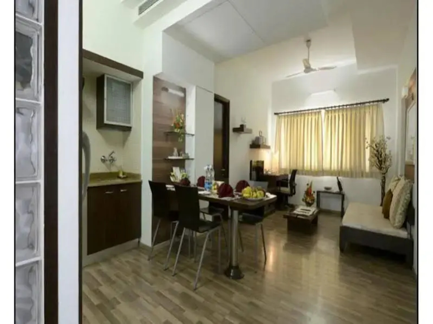 Seasons – An Apartment Hotel