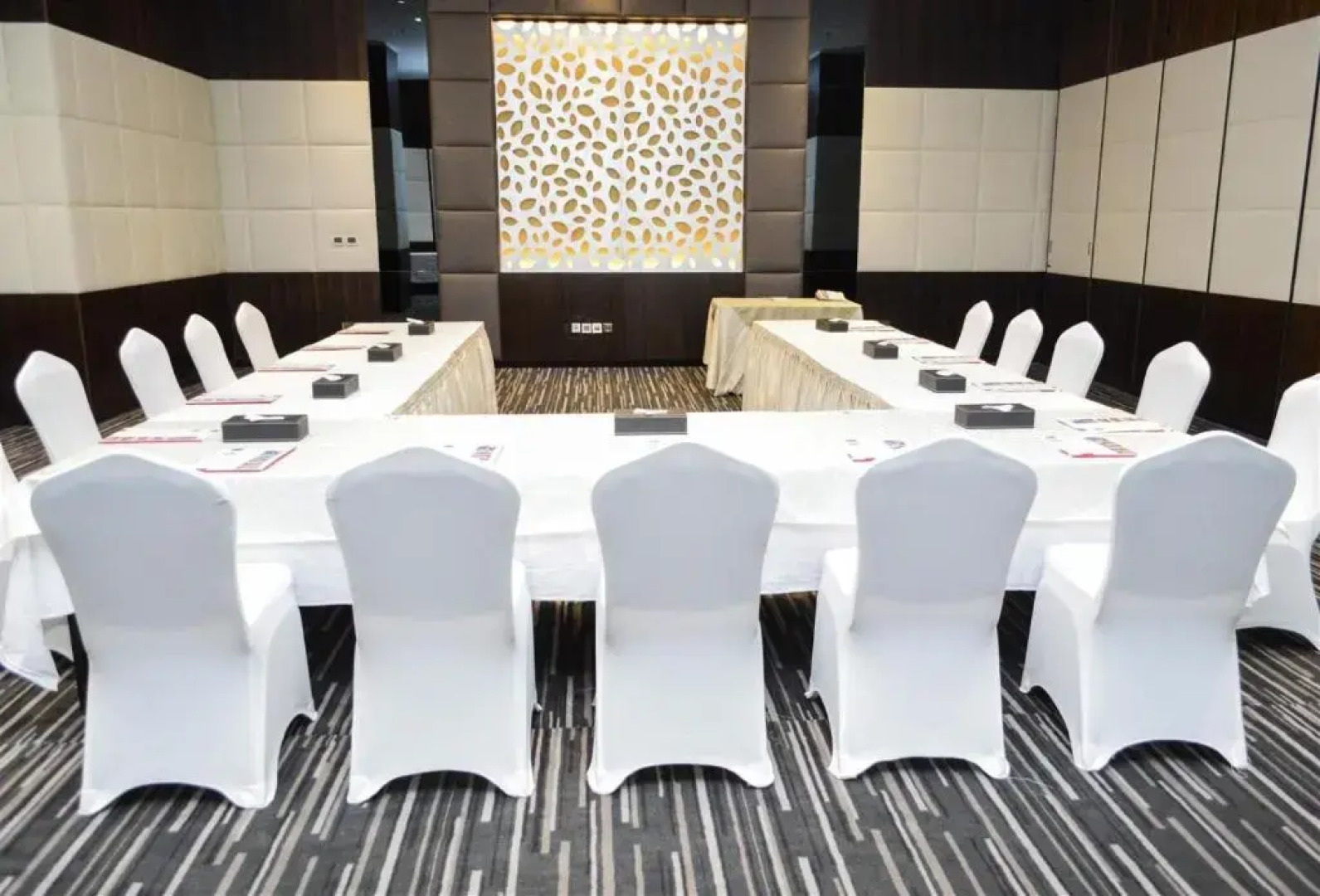 Executives Hotel - KAFD