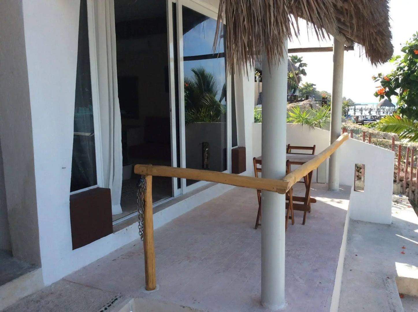 Maria's Kan Kin with Private Beach