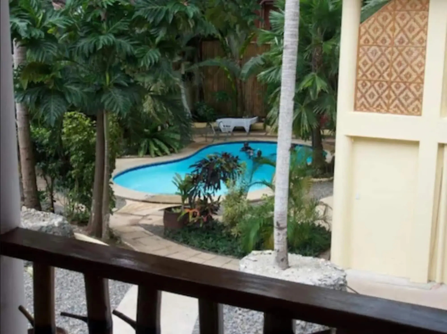 Alona Vida Beach Resort