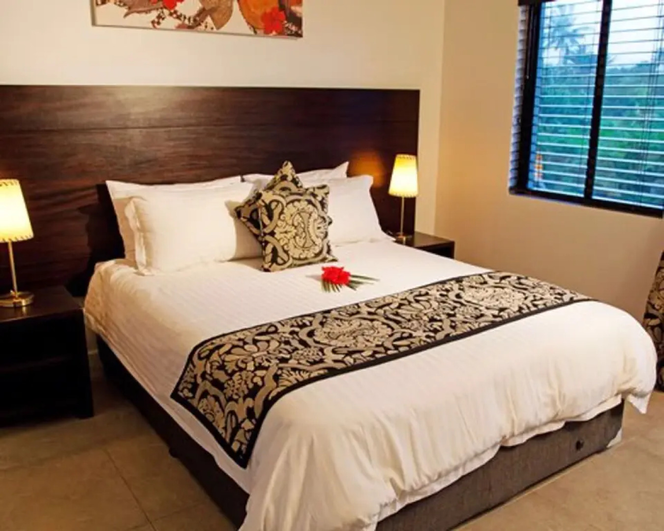 The Holiday Club At Fiji Palms