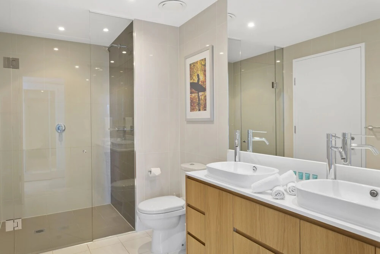 H Residences by Holiday Holiday