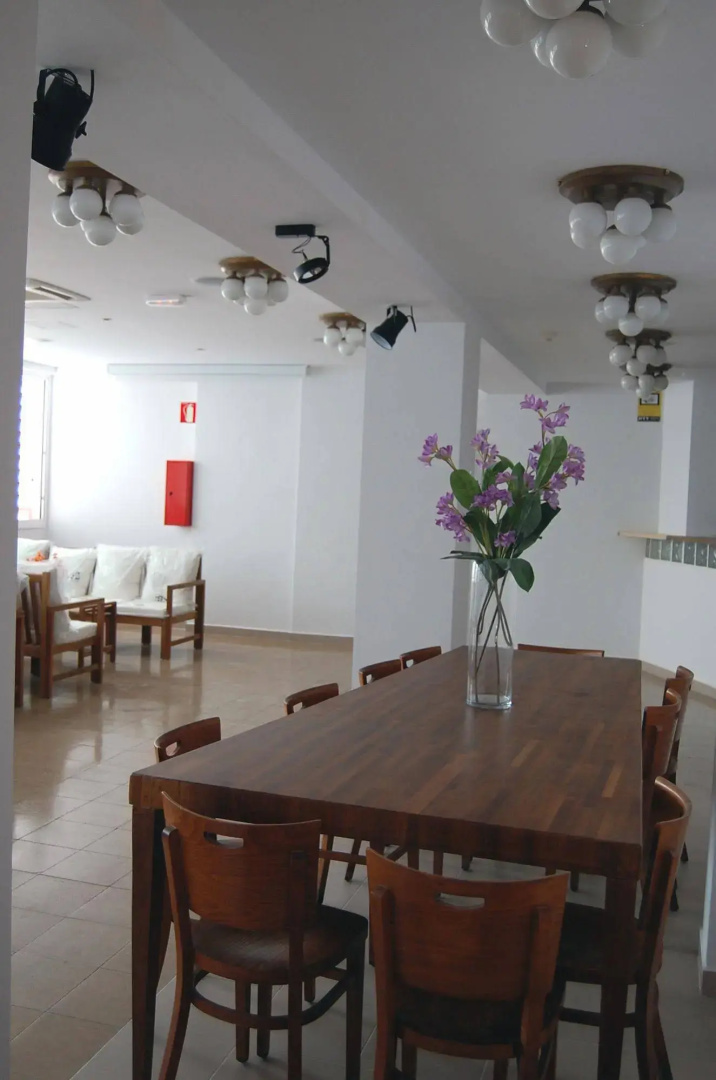 Estrella de Mar Youth Hostel