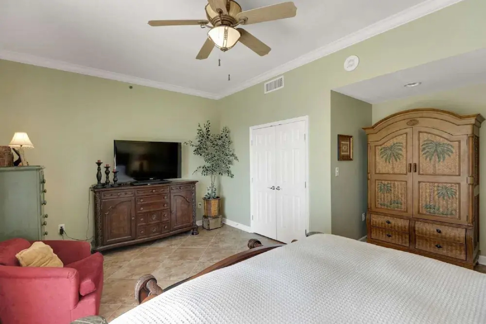 Sterling Beach Resort 3 Bedroom Apartment