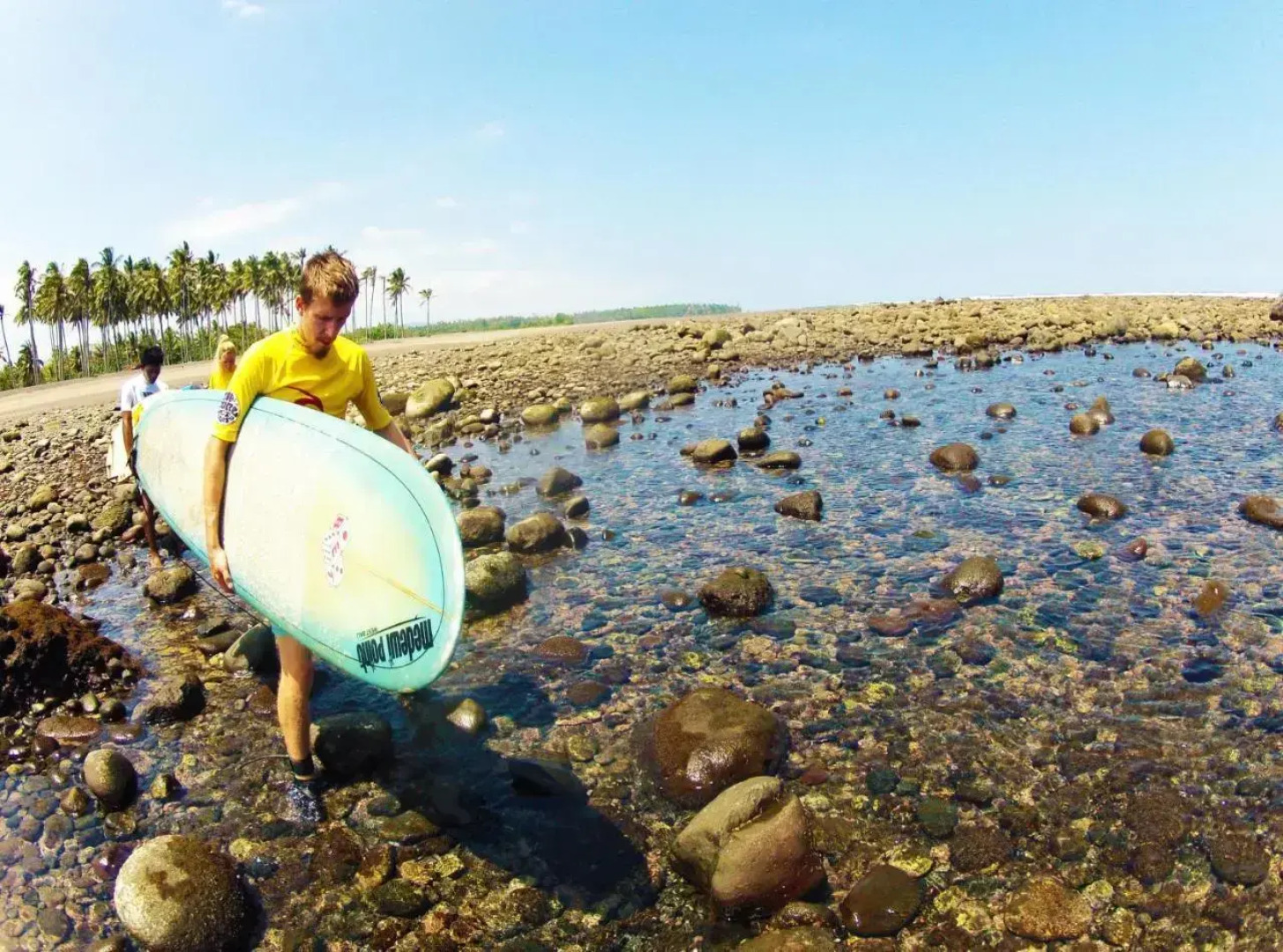 Surfer House-Surf School & Camp