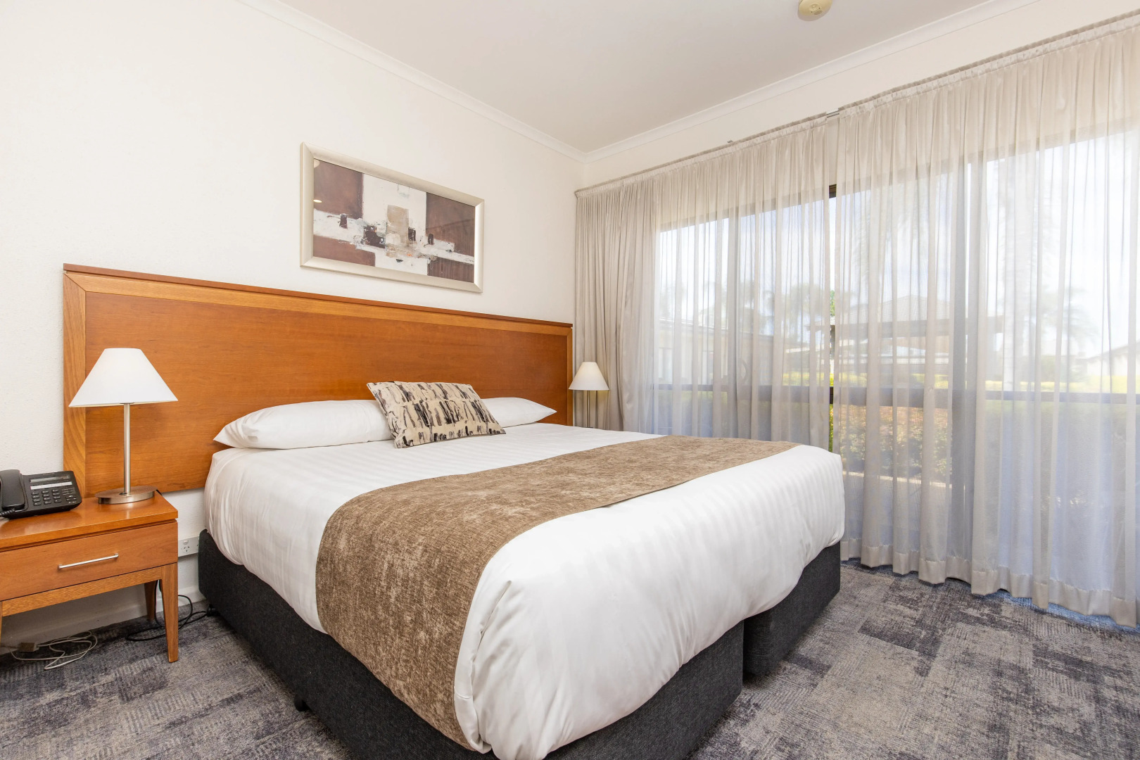 Comfort Inn Deakin Palms