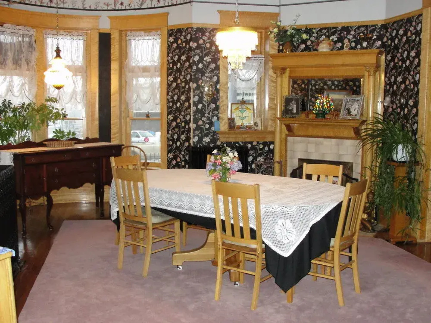 Ferris Mansion Bed and Breakfast