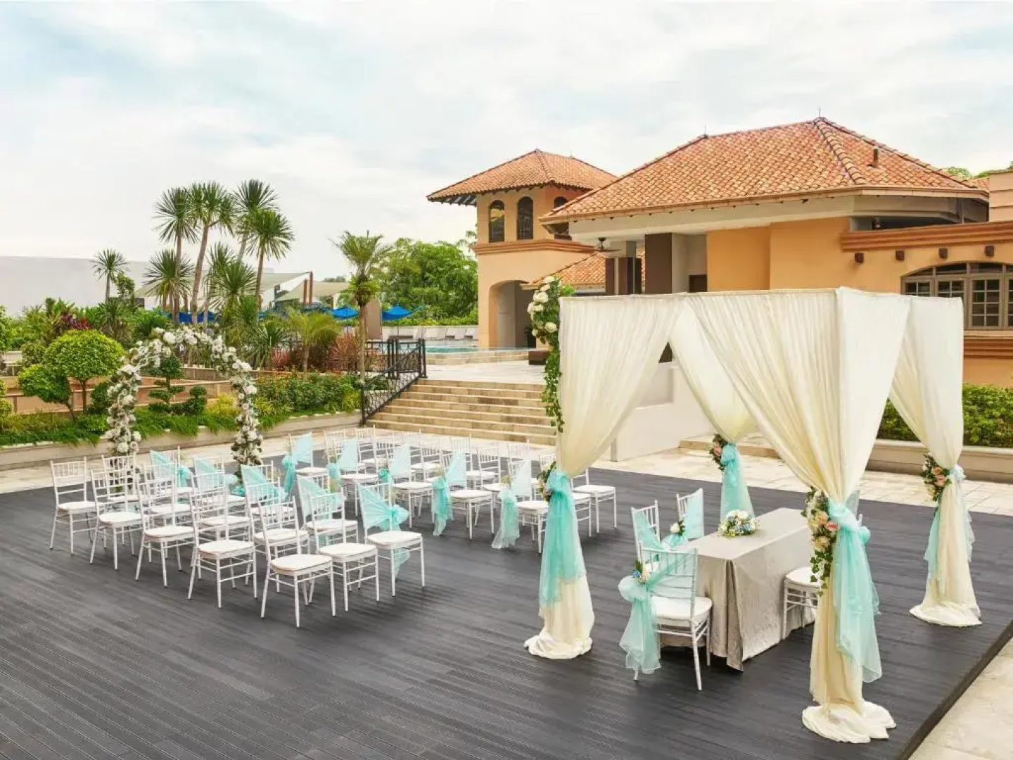 Orchard Rendezvous Hotel by Far East Hospitality