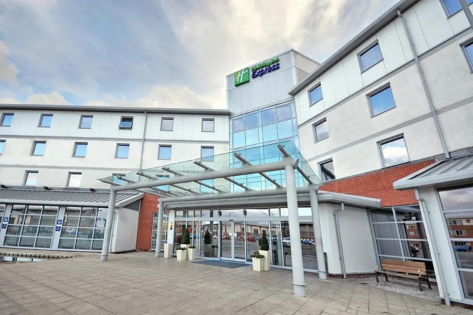 Holiday Inn Express Leigh - Sports Village by IHG