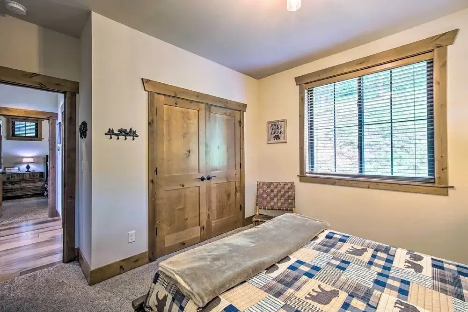 Soak, Night Ski & Explore! Cle Elum Mtn-view Cabin