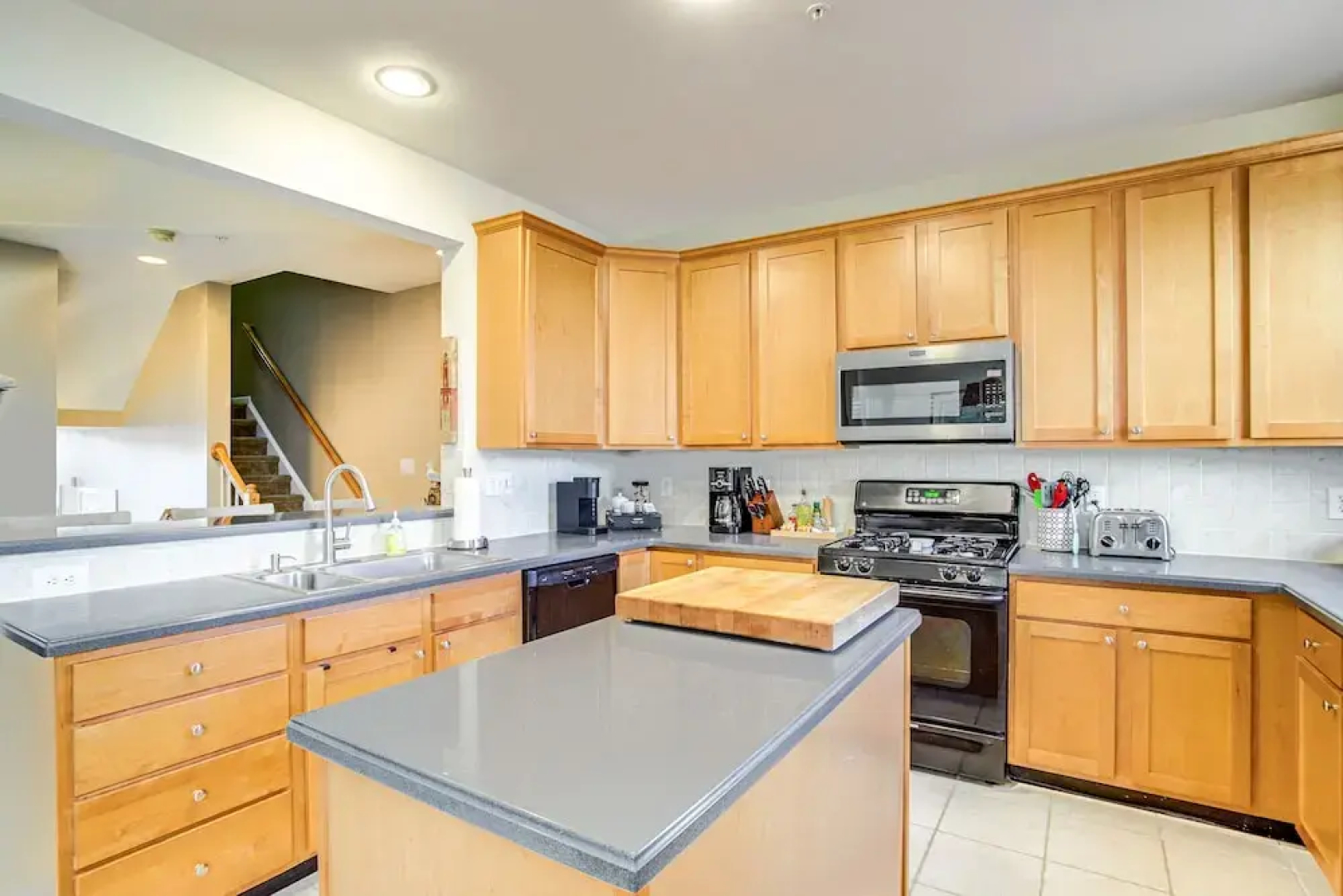 Deck, Balcony: Scenic Ocean View Beach Getaway!