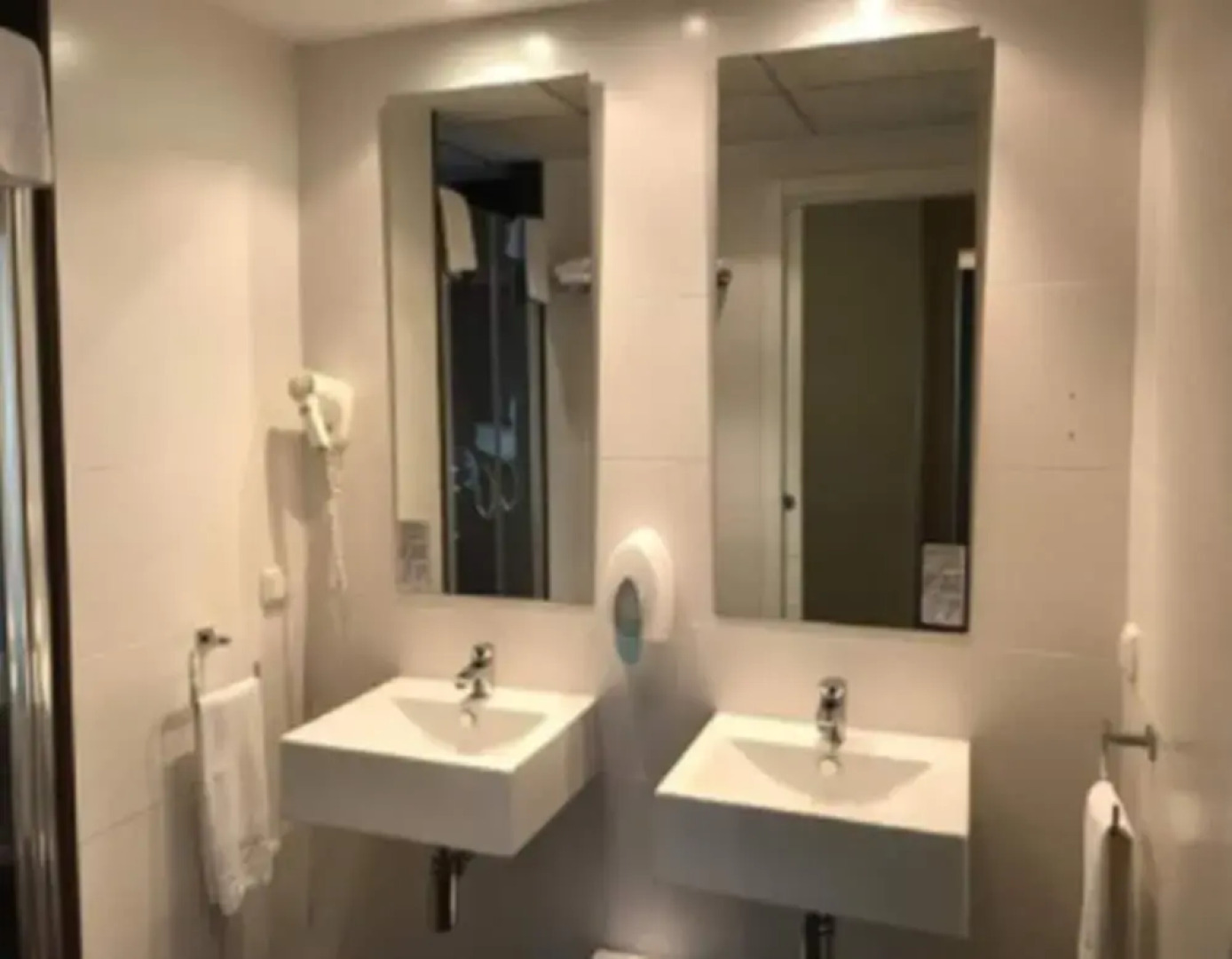 Galileo Flats Palacio Congresos