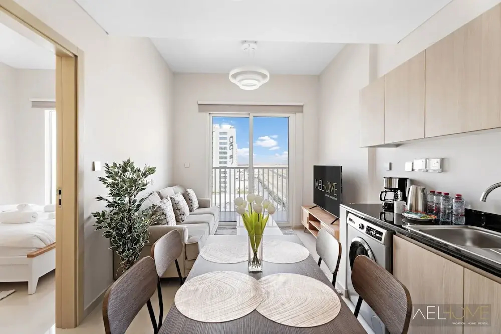 WelHome - Breathtaking View 1BR Apt in Damac Hills 2