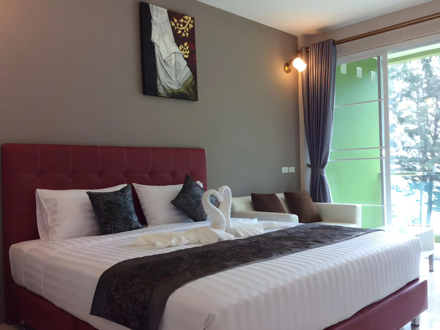 Greenseaviewresort Bangsaphan