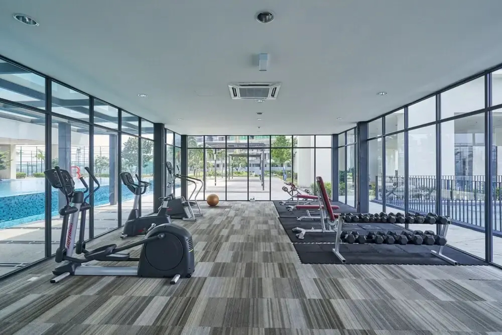 Oyo Home 89316 Special Studio Setia Alam Trefoil