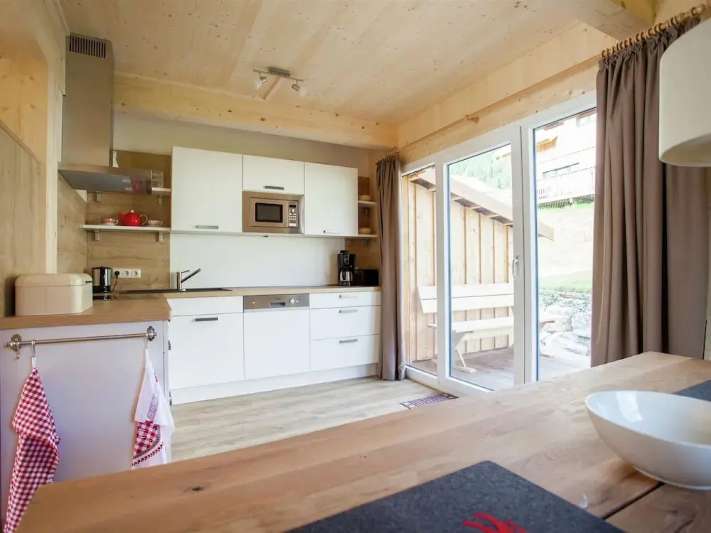 Wooden Chalet with Wellness Centre in Hohentauern