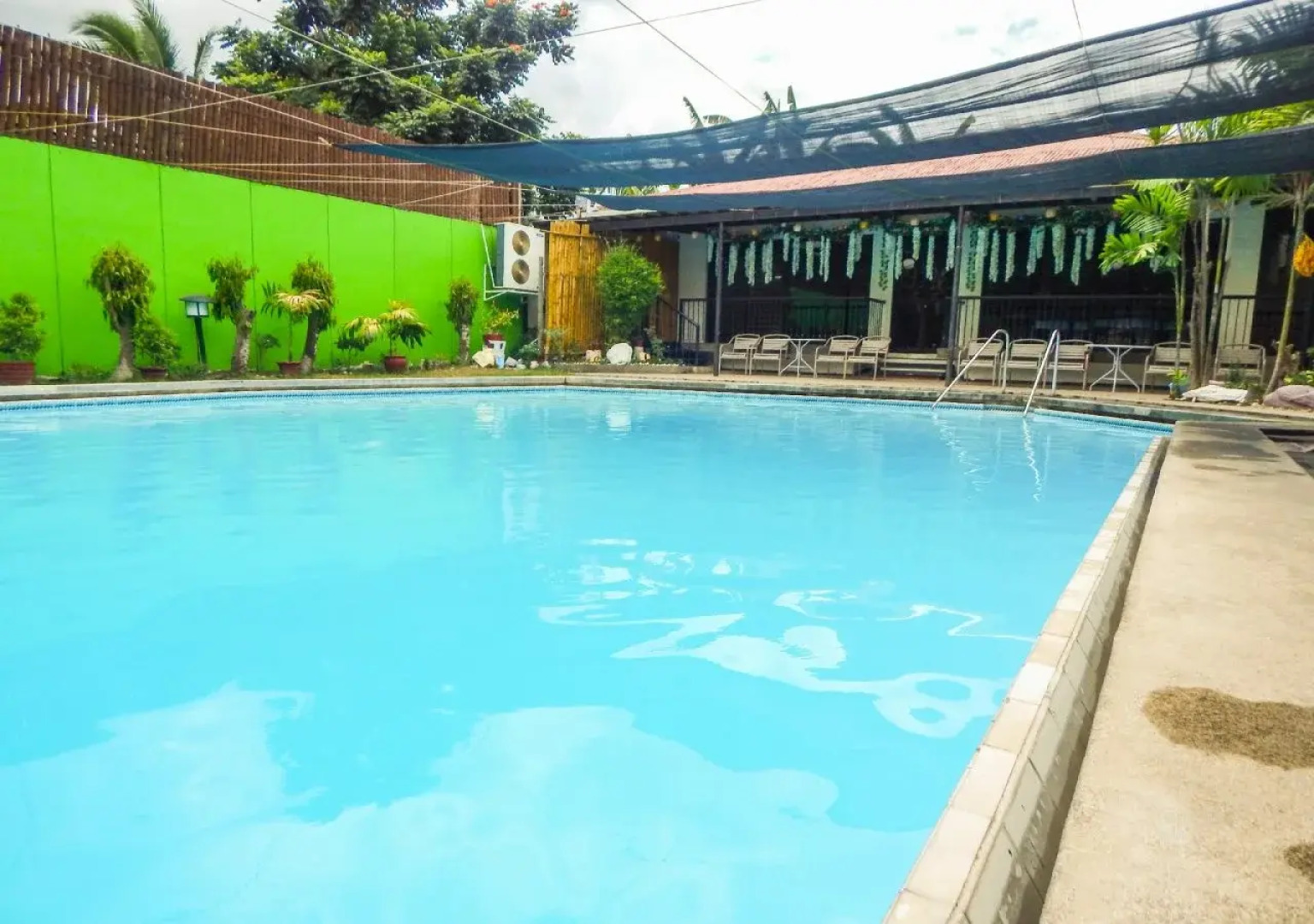 The Alpa Hotel and Restaurant